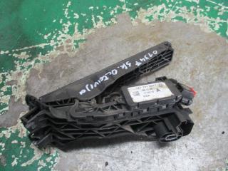 педаль Skoda Octavia 1 поколение [рестайлинг] 2007, 1.9 л., дизель, МКПП, универсал, 1K1721503P