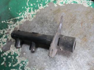 крепление бампера Audi A6 4A/C4 1996, 2.5 л., дизель, МКПП, седан, 4A0807331C