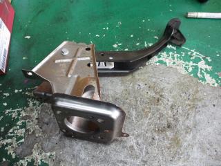 педаль тормоза Skoda Octavia 1 поколение [рестайлинг] 2007, 1.9 л., дизель, МКПП, универсал, 1K1721057AL