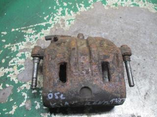 суппорт передний правый Kia Sorento 1 поколение 2005, 3.5 л., бензин, АКПП, внедорожник 5 дв.