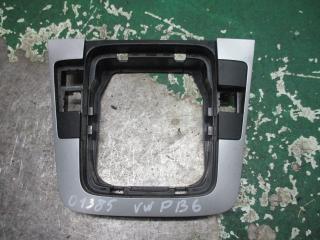 комплект декоративных накладок (дерева) салона Volkswagen Passat B6 2006, 2.0 л., дизель, МКПП, универсал, 3C0864263