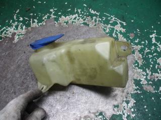 бачок омывателя Audi A4 B5 [рестайлинг] 2001, 2.0 л., бензин, МКПП, седан, 8E0955453K