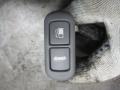 кнопка открытия лючка топливного бака Kia Sorento 1 поколение 2005, 3.5 л., бензин, АКПП, внедорожник 5 дв., 935503E000 - фото №2