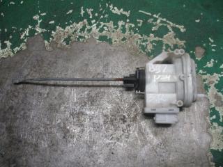 активатор (привод) замка двери Volkswagen Passat B4 1995, 1.8 л., бензин, МКПП, универсал, 357862153H