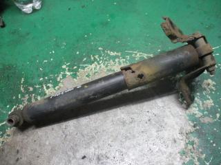 амортизатор задний Mazda 6 GG 2004, 2.3 л., бензин, МКПП, универсал