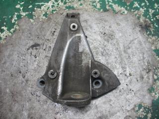 кронштейн КПП Audi A6 4B/C5 2000, 8D0399113AT