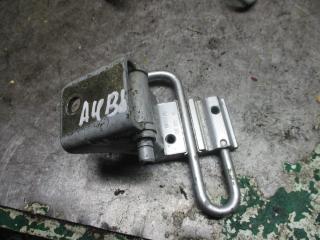 петля двери Audi A4 B5 [рестайлинг] 2001, 8E0833411