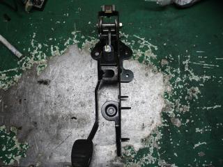 педаль тормоза Renault Scenic 2 поколение 2004