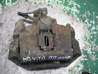 суппорт передний правый Mercedes-Benz Vito W638 2000, 2.2 л., дизель, МКПП, микроавтобус