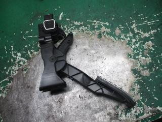 педаль Mercedes-Benz A-Класс W169 2007, 1.7 л., бензин, МКПП, хетчбэк 5 дв., A1693000904