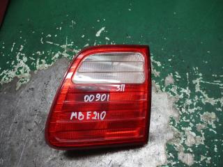 фонарь крышки багажника правый Mercedes-Benz E-Класс W210/S210 [рестайлинг] 1999, 3.2 л., бензин, АКПП, универсал