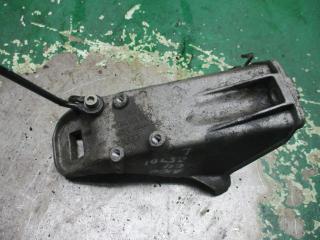 кронштейн двигателя Audi 100 4A/C4 1993, 2.5 л., дизель, 4A0199307A