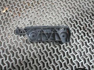 крепление бампера Toyota Corolla Verso 1 поколение E121 2003, 2.0 л., дизель, МКПП, хетчбэк 5 дв.