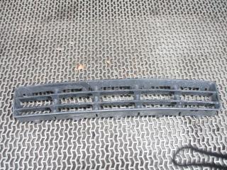 заглушка (решетка) в бампер Volkswagen Golf 3 поколение 2000, 2.0 л., бензин, МКПП, кабриолет, 1J0853677