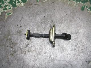 ограничитель открывания двери Hyundai Matrix 1 поколение 2002, 1.5 л., дизель, МКПП, минивэн