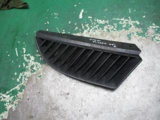 решетка радиатора Mitsubishi Colt 6 поколение (Z30) [рестайлинг] 2008, 1.3 л., бензин, МКПП, хетчбэк 5 дв., MN127774