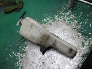 бачок расширительный Mitsubishi Carisma 1 поколение 1997, 1.8 л., бензин, АКПП, хетчбэк 5 дв.