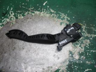 педаль Alfa Romeo 147 1 поколение 2003, 1.6 л., бензин, МКПП, хетчбэк 5 дв., 585304752