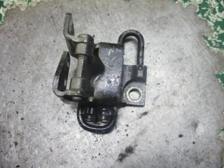 петля двери Volkswagen Golf 4 поколение 2004, 1K4833412P