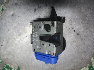 замок двери задней правой Audi A4 B5 1995, 1.6 л., бензин, МКПП, седан