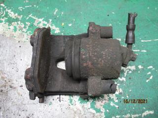 суппорт передний левый Volkswagen Golf 3 поколение 1999