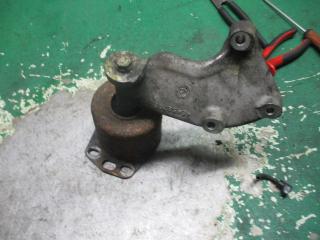 подушка крепления двигателя Alfa Romeo 147 1 поколение [рестайлинг] 2005, 1.9 л., дизель, МКПП, хетчбэк 5 дв., 46459792