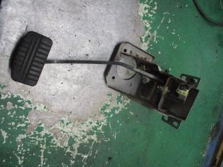 педаль тормоза Hyundai Terracan 1 поколение 2003, 2.9 л., дизель, АКПП, внедорожник 5 дв.