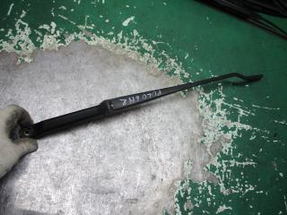 щеткодержатель (поводок стеклоочистителя, дворник) Volkswagen Polo 3 поколение [рестайлинг] 2001, 6N1955410