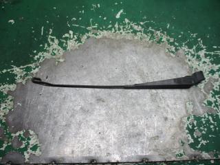 щеткодержатель (поводок стеклоочистителя, дворник) Ford Ka 1 поколение 2001, 1.3 л., бензин, МКПП, хетчбэк 5 дв., 97KG17527AC