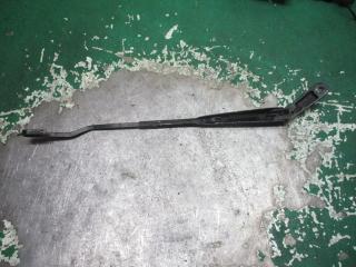 щеткодержатель (поводок стеклоочистителя, дворник) Volkswagen Lupo 1 поколение 1998, 1.4 л., бензин, МКПП, хетчбэк 5 дв., 6X1955409