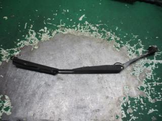 щеткодержатель (поводок стеклоочистителя, дворник) Kia Carnival UP/GQ 1999, 2.9 л., дизель, МКПП, минивэн