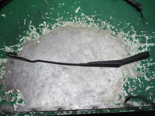 щеткодержатель (поводок стеклоочистителя, дворник) Opel Astra G 2001, 1.6 л., бензин, АКПП, хетчбэк 5 дв., 90559554