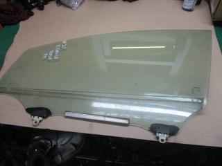 стекло двери передней левой Toyota Corolla Verso 2 поколение AR10 2007, 2.2 л., дизель, МКПП, минивэн