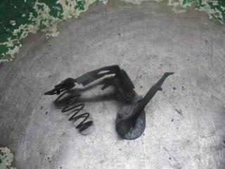 замок капота Mercedes-Benz E-Класс W210/S210 [рестайлинг] 2000, 2.8 л., бензин, АКПП, универсал, A2108870827