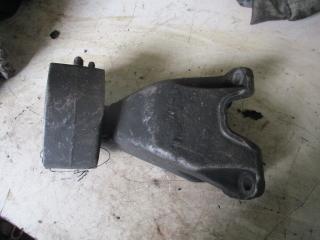 кронштейн КПП Audi A4 B5 1996, 8D0399113AB
