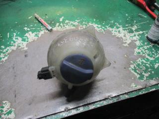 бачок расширительный Volkswagen Lupo 1 поколение 1998, 1.0 л., бензин, МКПП, хетчбэк 5 дв., 6N0121407B