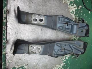 кронштейн (крепление) Audi 100 4A/C4 1994, 2.3 л., бензин, МКПП, седан