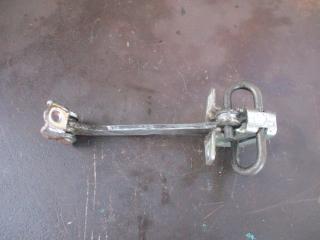 ограничитель открывания двери Opel Combo 3 поколение (C) [рестайлинг] 2004, 24413388