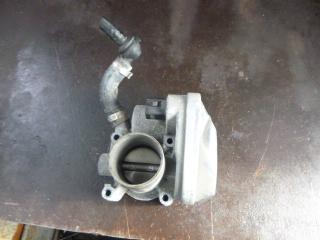 заслонка дроссельная Volkswagen Beetle 2 поколение [рестайлинг] 2005, 1.4 л., бензин, МКПП, хетчбэк 5 дв., 036133062L