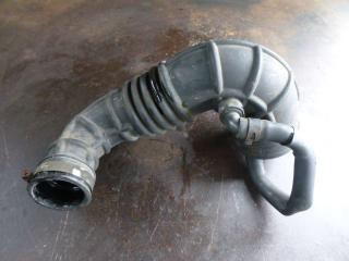 патрубок воздушного фильтра Kia Carnival UP/GQ [рестайлинг] 2002, 2.9 л., дизель, МКПП, 0K52C13340