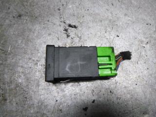 кнопка обогрева сидений Volkswagen Golf 4 поколение 2001