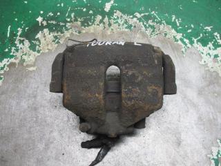 суппорт передний левый Volkswagen Touran 1 поколение 2006, 1.6 л., бензин, МКПП, минивэн