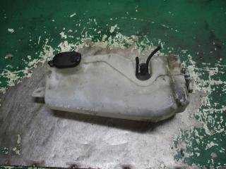 бачок омывателя Dacia Sandero 1 поколение 2009, 1.6 л., бензин, МКПП, хетчбэк 5 дв., 8200210002H