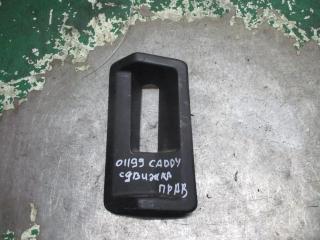 комплект декоративных накладок (дерева) салона Volkswagen Caddy 2 поколение 2004, 2.0 л., дизель, МКПП, фургон, 2K0843188B