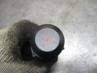 кнопка аварийной сигнализации Kia Sorento 1 поколение 2003, 2.5 л., дизель, МКПП, внедорожник 5 дв., 864W0140