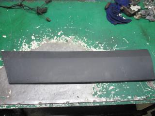 молдинг крыла Volkswagen Crafter 1 поколение 2006, 2.5 л., дизель, МКПП, микроавтобус, A9066900162