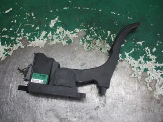 педаль Volkswagen Lupo 1 поколение 1999, 1.0 л., бензин, МКПП, хетчбэк 5 дв., 6N1721503E