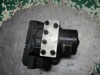блок ABS Volkswagen Golf 3 поколение 1998, 1.6 л., бензин, МКПП, хетчбэк 5 дв., 1J0907379G