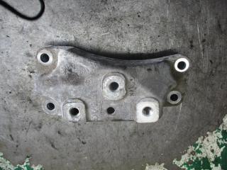 кронштейн КПП Volkswagen Golf 4 поколение 2005, 1.9 л., дизель, АКПП, 1K0199117