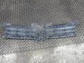 решетка радиатора Volkswagen Golf 4 поколение 2001, 1.6 л., бензин, МКПП, универсал, 1J0853651H - фото №8